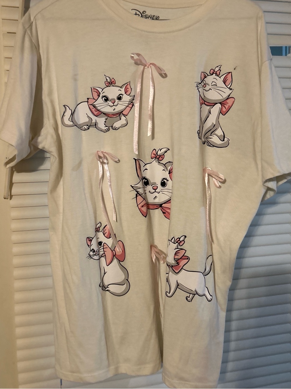 Disney Cream Top with Pink Bow Kitten Print - Picture 2 of 4